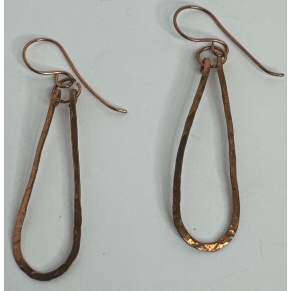 Handmade Oblong Hammered Copper Earrings With Copper French Hooks Minimalist - Picture 5 of 6